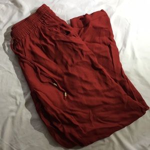 Red flow pants